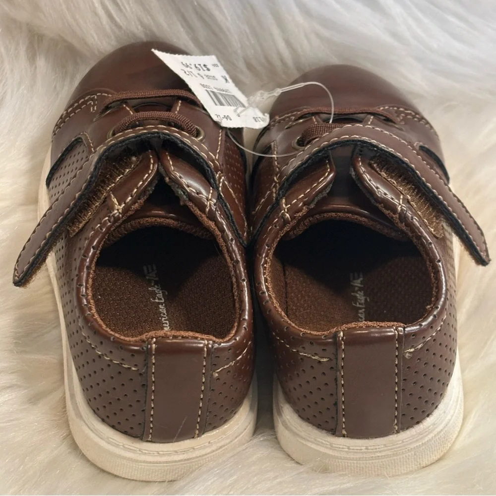 Kids American Eagle Brown Shoes Size 6.5 NEW